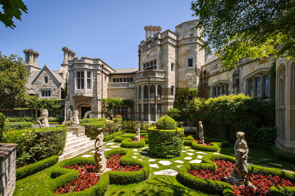 تصميم حدائق القصور